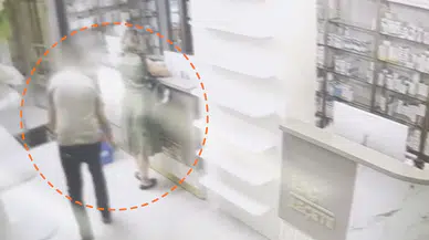Kadın müşteriyi gizlice çekti, serbest bırakıldı