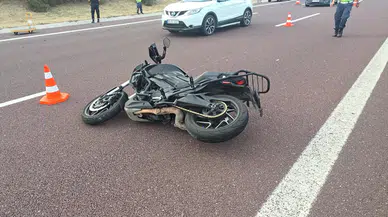 Bursa'da kamyona çarpan motosiklet sürücüsü öldü