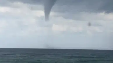 Alanya açıklarında deniz üzerinde hortum görüntülendi