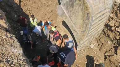 Hatay'da göçük altında kalan 2 işçi yaralandı