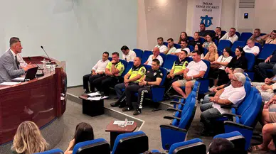 Bodrum'da okul servislerine yönelik bilgilendirme toplantısı
