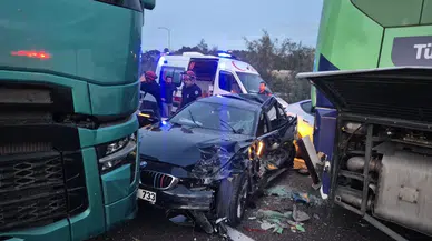 İstanbul-İzmir Otoyolu'nda 7 araçlı zincirleme kaza : 11 yaralı