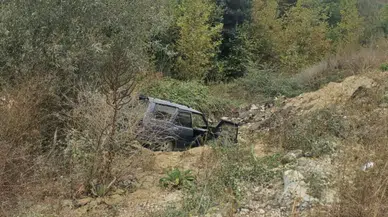 Bursa İnegöl'de otomobil şarampole uçtu : 2 yaralı