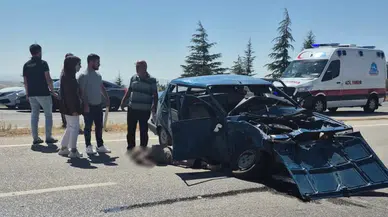 Sivrihisar-Eskişehir yolunda feci kaza : 1’i bebek, 1’i çocuk 6 kişi yaralandı