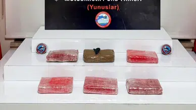 İstanbul'da durdurulan araçta 6 kilo uyuşturucu ele geçirildi : 2 tutuklama