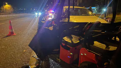 Kütahya'da otomobil elektrikli bisiklete çarptı : 2 kişi yaralandı