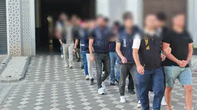 Kocaeli'de siber dolandırıcılık şebekesi çökertildi : 8 tutuklama