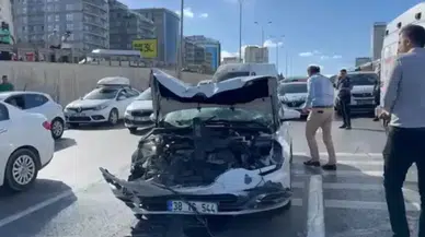Beylikdüzü'nde zincirleme kaza : Yaralılar bulunuyor