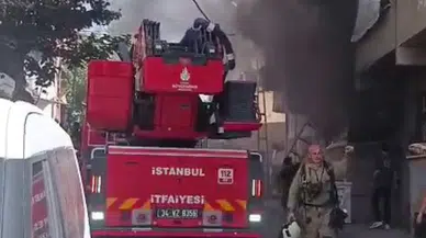 Kartal'da 4 katlı binada yangın : 2 kişi dumandan etkilendi