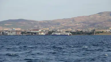 Gökçeada feribot seferlerine hava engeli