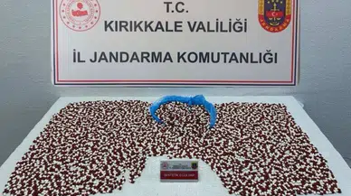 Kırıkkale’de uyuşturucu operasyonu : 4 bin 581 sentetik ecza hapı ele geçirildi