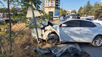 Eskişehir'de 4 araçlı zincirleme kaza : Yaralılar var
