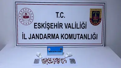 Eskişehir’de yolcu otobüsünde uyuşturucu operasyonu : 128 hap ele geçirildi