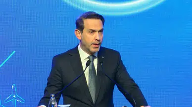 Bakan Bayraktar Çorum'da esnaf ve vatandaşlarla bir araya geldi