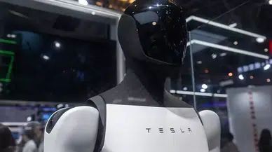Elon Musk'ın Robotları Sağlıkta Devrim Mi Yapacak? Cerrahlar Yerine Robotlar Geçebilir Mi?