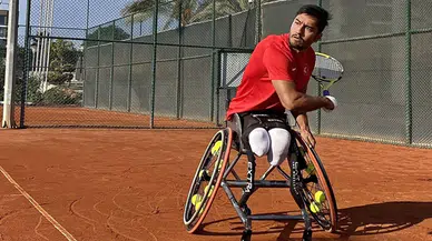 Ahmet Kaplan, Avustralya Açık'ta Yarı Finale Yükselerek Tarih Yazıyor