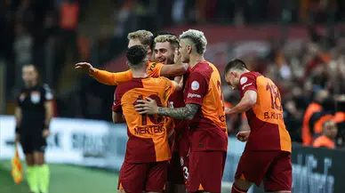 Galatasaray ve Trabzonspor'un Süper Kupa Yarı Finalinde İlk 11'ler Neler Olacak?