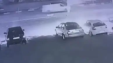 Antalya'da oto galeride 6 aracı benzin döküp yakan şüpheli tutuklandı