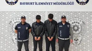 Bayburt'ta göçmen kaçakçılığı operasyonu