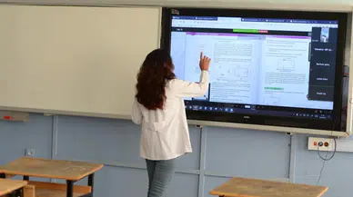 MEB'den Öğretmenlere Seminer Açıklaması: Eğitimler ÖBA Üzerinden Nasıl Gerçekleştirilecek?