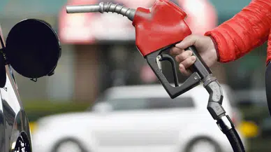 Benzin fiyatlarında indirim ne zaman gerçekleşecek ve yeni fiyatlar ne olacak?