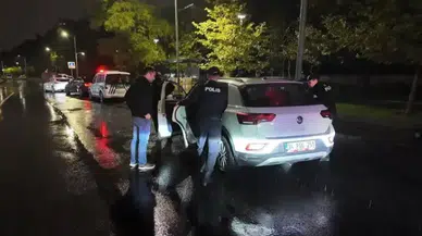 İstanbul genelinde 'Huzur İstanbul' denetimi: Üsküdar'da araçlar durduruldu, GBT yapıldı