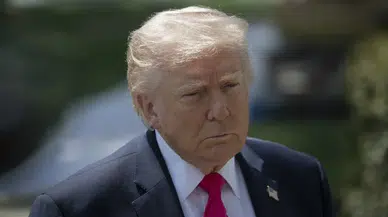 Trump, protestoların sürdüğü Fransa'nın göçmenlerce 'ele geçirildiğini' savundu