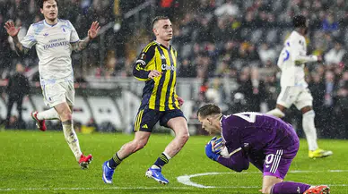 Fenerbahçe, Aston Villa'ya Karşı Neden Bu Kadar Farklı Bir Mağlubiyet Aldı?