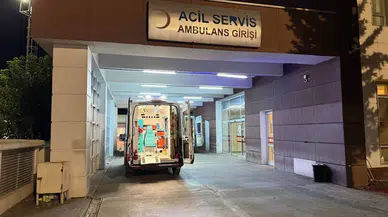 İnşaatta demir çubuğun üzerine düşen işçi yaralandı​