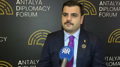 AK Parti'den Zeynel Emre ve İki Gazeteciye Manevi Tazminat Davası