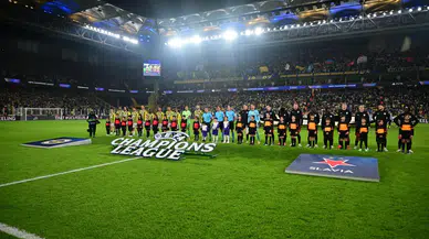 Kadikoy'de Fenerbahce Tribünleri Ayaklandi: İstifa Sesleri Yükseldi