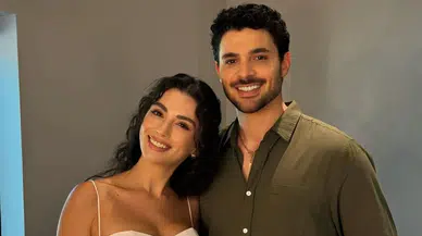 Halit Özgür Sarı ve Özge Yağız yeniden partner oluyor : Tell Me Troy mini dizisi hakkında bilgiler neler?