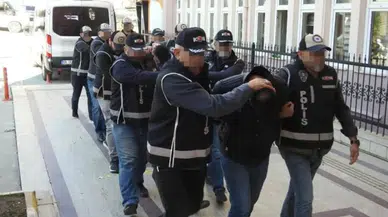 Aydın açıklarında düzensiz göç operasyonu : 10 göçmen ve 2 şüpheli yakalandı !
