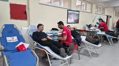 Sarıkamış'ta Üniversitelilerden Kızılay'a Anlamlı Kan Bağışı Desteği