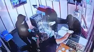 Gaziantep'te Kuyumcu Dükkanında Silahlı Soygun Paniği