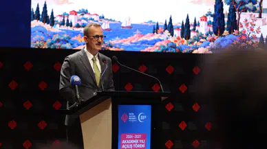 Prof. Dr. Haluk Görgün FSM'nin akademik yılı açılış dersini verdi