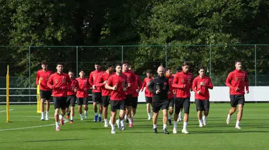 A Milli Futbol Takımı İtalya maçı hazırlıklarına Belçika'da başladı