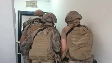 Sakarya'da tefecilik operasyonu: Milyonluk senet ve çeklerle yakalanan 2 şüpheli gözaltında