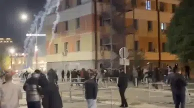 Kosova'da sokaklar karıştı: Protestocular ile polis karşı karşıya geldi