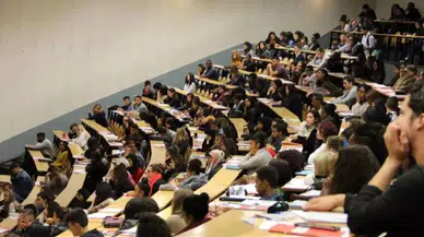 İstanbul'da Şiddetli Sağanak Nedeniyle Üniversitelerde Uzaktan Eğitim Kararı