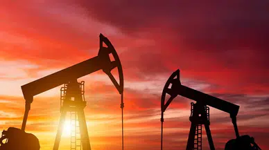 Küresel Piyasalarda Petrol Fiyatları Jeopolitik Risklerle Yükselişe Geçti