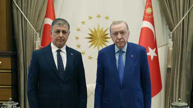 İzmir Büyükşehir Belediye Başkanı Cemil Tugay AK Parti'ye Katılıyor
