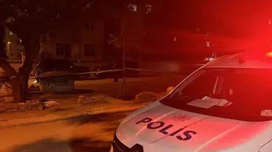 Boşanma aşamasındaki eşini sokak ortasında tabancayla vurdu