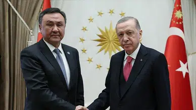 Cumhurbaşkanı Erdoğan'dan Ömüraliyev'e Külliye'de Kabul