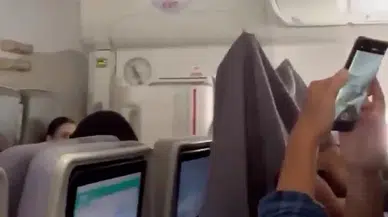 Emirates Havayolu Uçağında Yolcuları Şaşırtan Su Sızıntısı