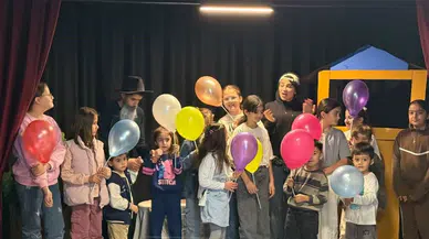 Şırnak'ta çocuklar ücretsiz tiyatroyla buluştu: Art Noah'dan destek çağrısı