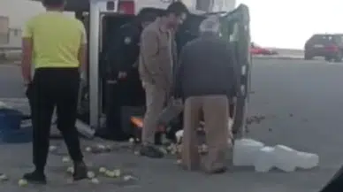 Sivrihisar'da otomobil minibüsle çarpıştı: 5 kişi yaralandı