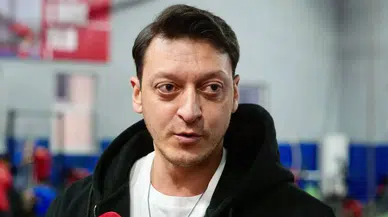 Mesut Özil ve Göksel Gümüşdağ'dan FIFA'ya tepki