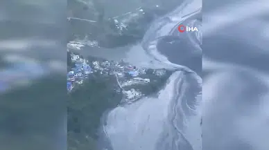 Nepal'in Gorkha Bölgesinde Sel Felaketi: 100'den Fazla Dağcı Mahsur Kaldı
