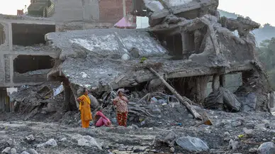 BM'den Nepal Açıklaması: Sel Felaketi İçin Milyarlarca Dolar Lazım